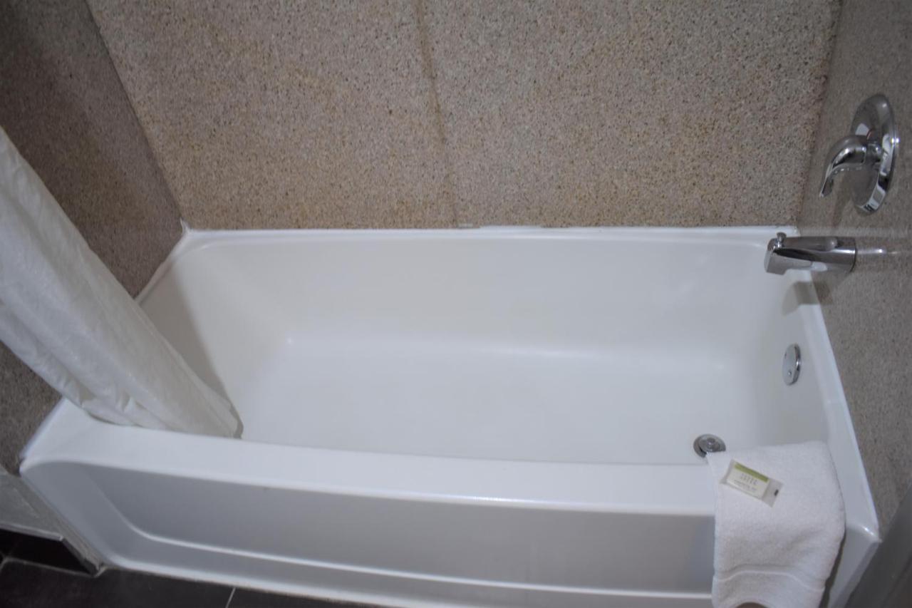 Days By Wyndham Nacogdoches/sfa University/downtown 2* Nacogdoches